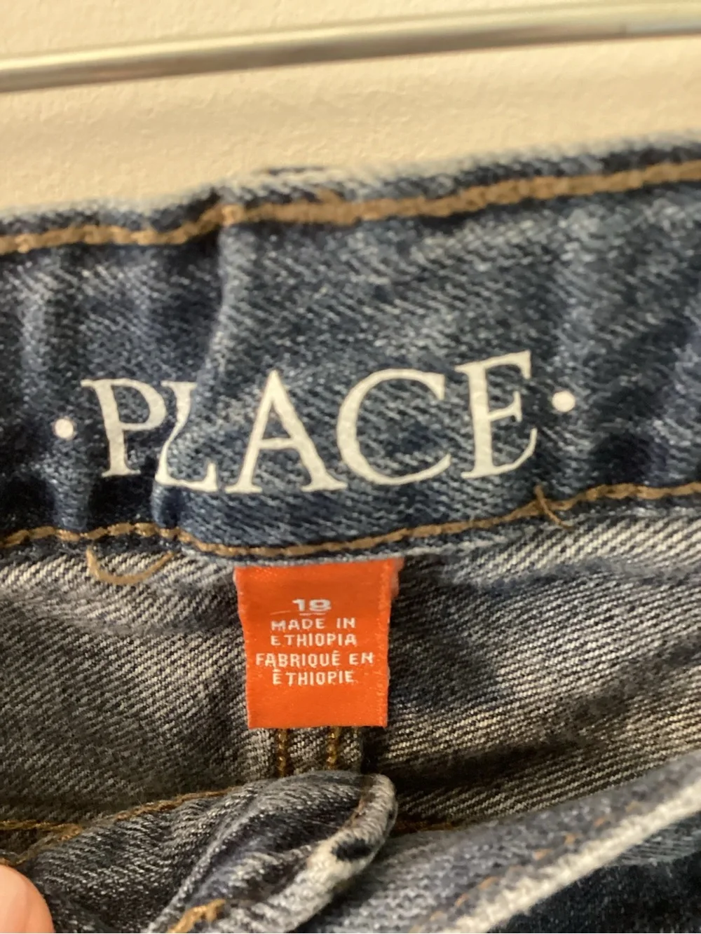 The Children’s Place Boys Size 18 Bootcut Jeans Medium Wash Denim